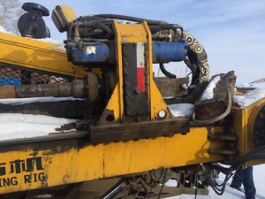 黃(huang)海28噸 (5)