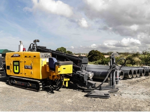 徐工(gōng)水平定(ding)向鑽機(jī)新西蘭(lan)奧克蘭(lán)光纜鋪(pu)設